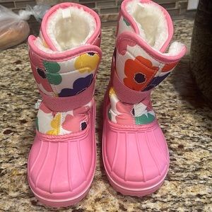 Size 11 Children’s place snow boots barely worn